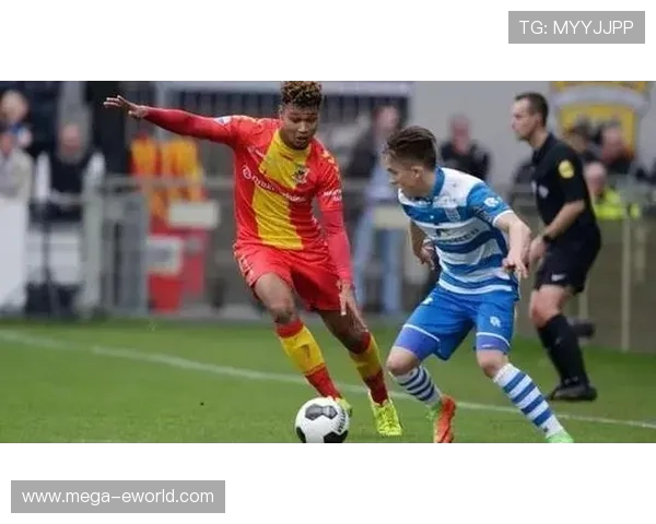 穆西亚拉 vs 罗纳尔迪尼奥:创造力表现与风格差异