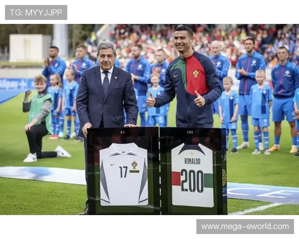 C罗与大罗：终结效率与战术角色对比分析