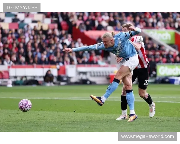 曼城进攻多样性隐患：哈兰德高效进球模式，折射战术单一性风险影响球队持续性表现